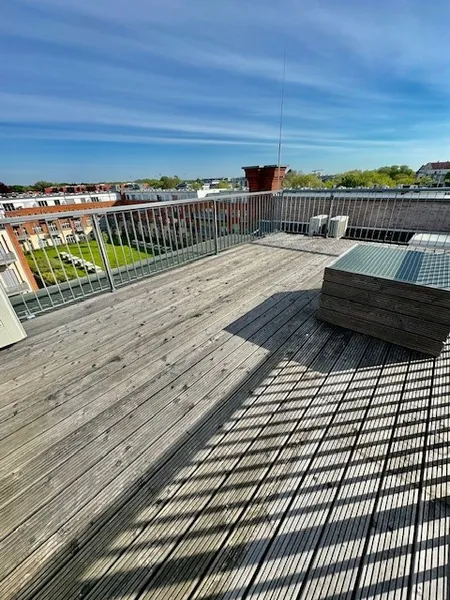 Wohntraum mit privater XXL-Dachterrasse - modern, historisch und mit WOW-Faktor — photo 1